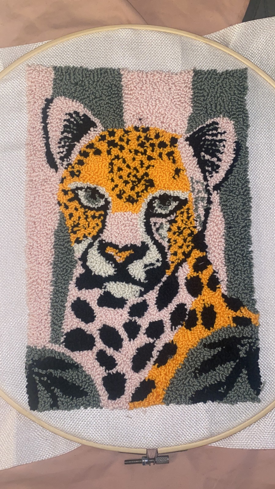 Punch Needle Wanddecoratie – Tijger "Wild Style" (Handgemaakt)