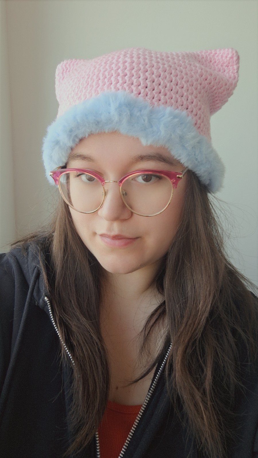 Gehaakte muts met imitatiebont | Lichtroze en lichtblauw