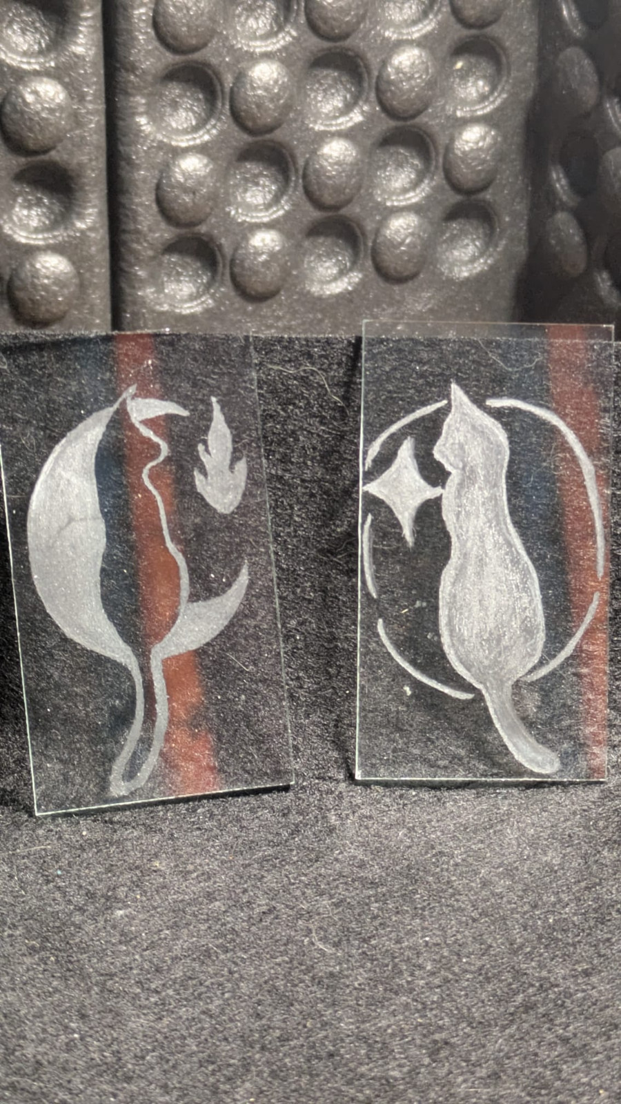 Twee Katten in Maanlicht – Hand Gegraveerde Glaspaneeltjes, uitwiws… - 108347 Twee Katten in Maanlicht – Hand Gegraveerde Glaspaneeltjes, uitwisselbaar