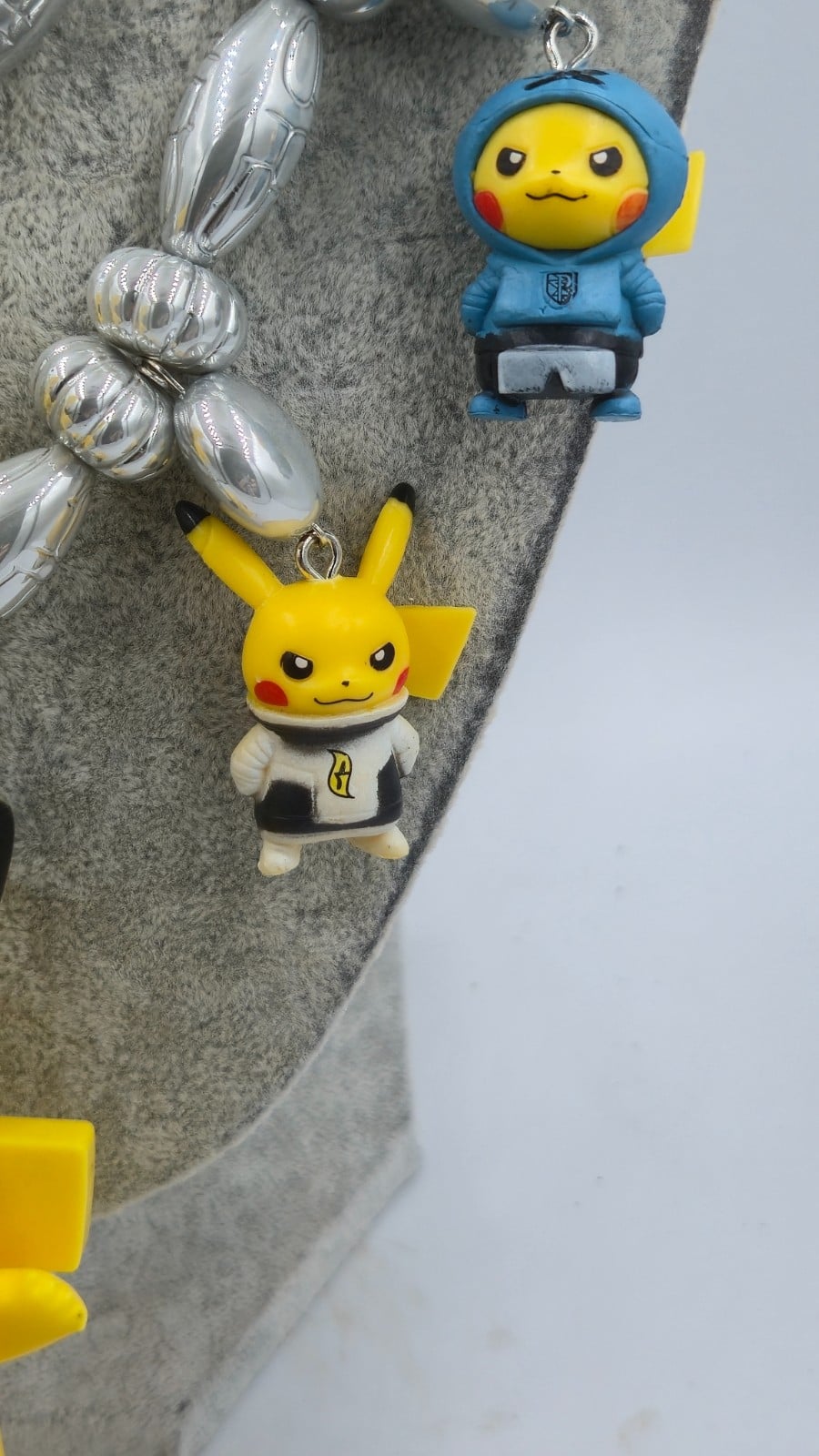 Vintage Picachu statement ketting. Een musthave voor de pokemon echte fan