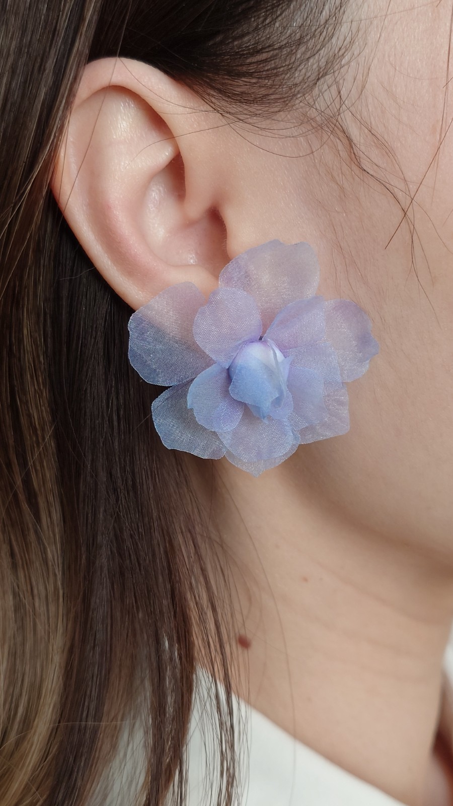 Handgemaakte Lila Bloem Oorbellen – S925 Zilver