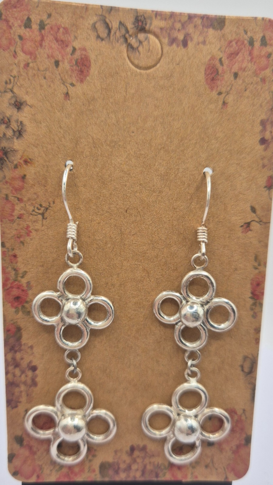 Zilveren hangoorbellen bloemen