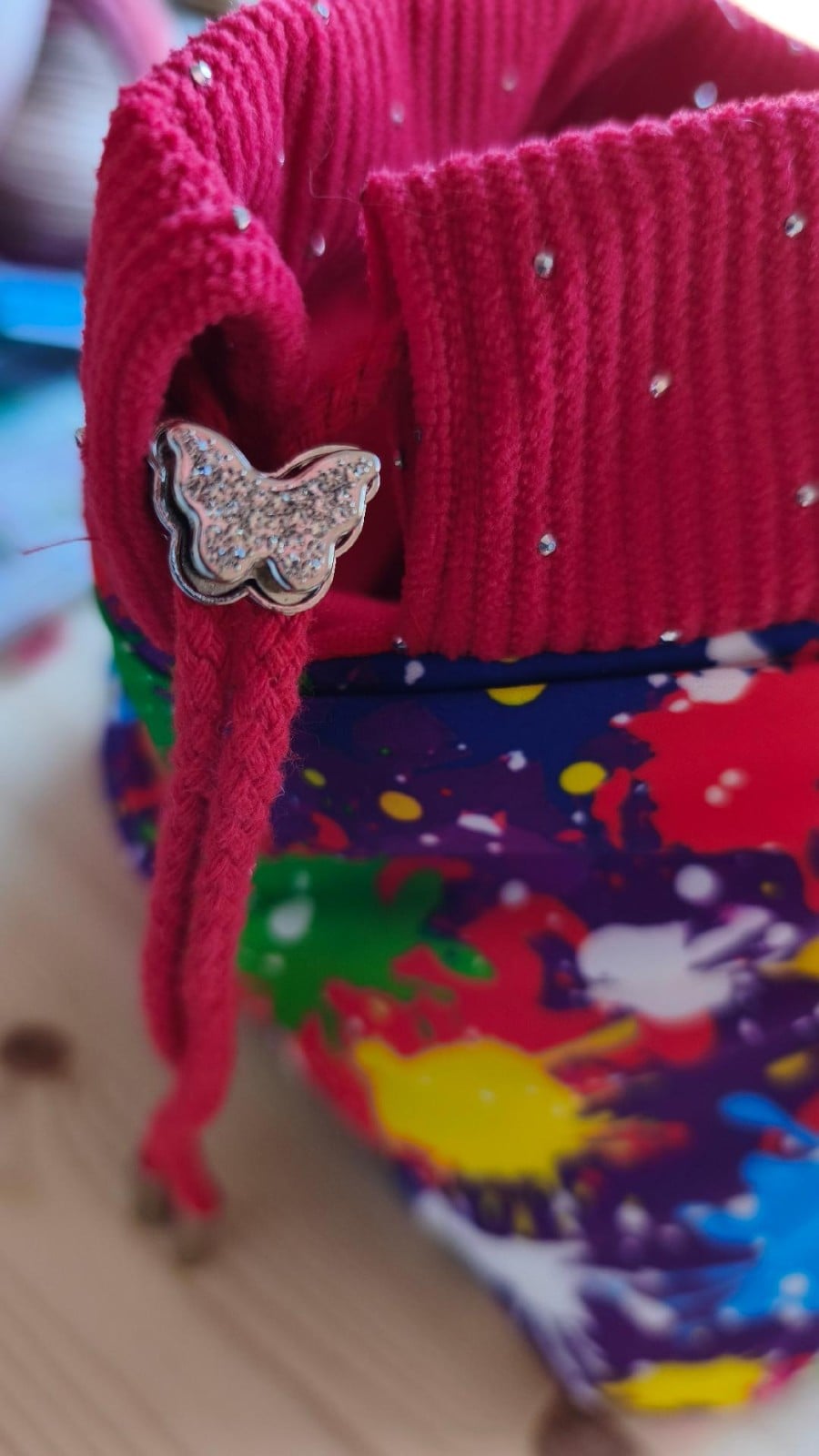 Projecttas – Handgemaakte breitas - haaktas rood met veel kleuren en ruimte