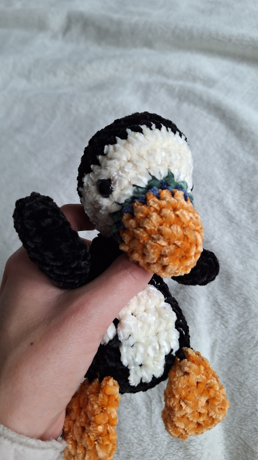 Zachte gehaakte papegaaiduiker knuffel - 138650 Zachte gehaakte papegaaiduiker knuffel