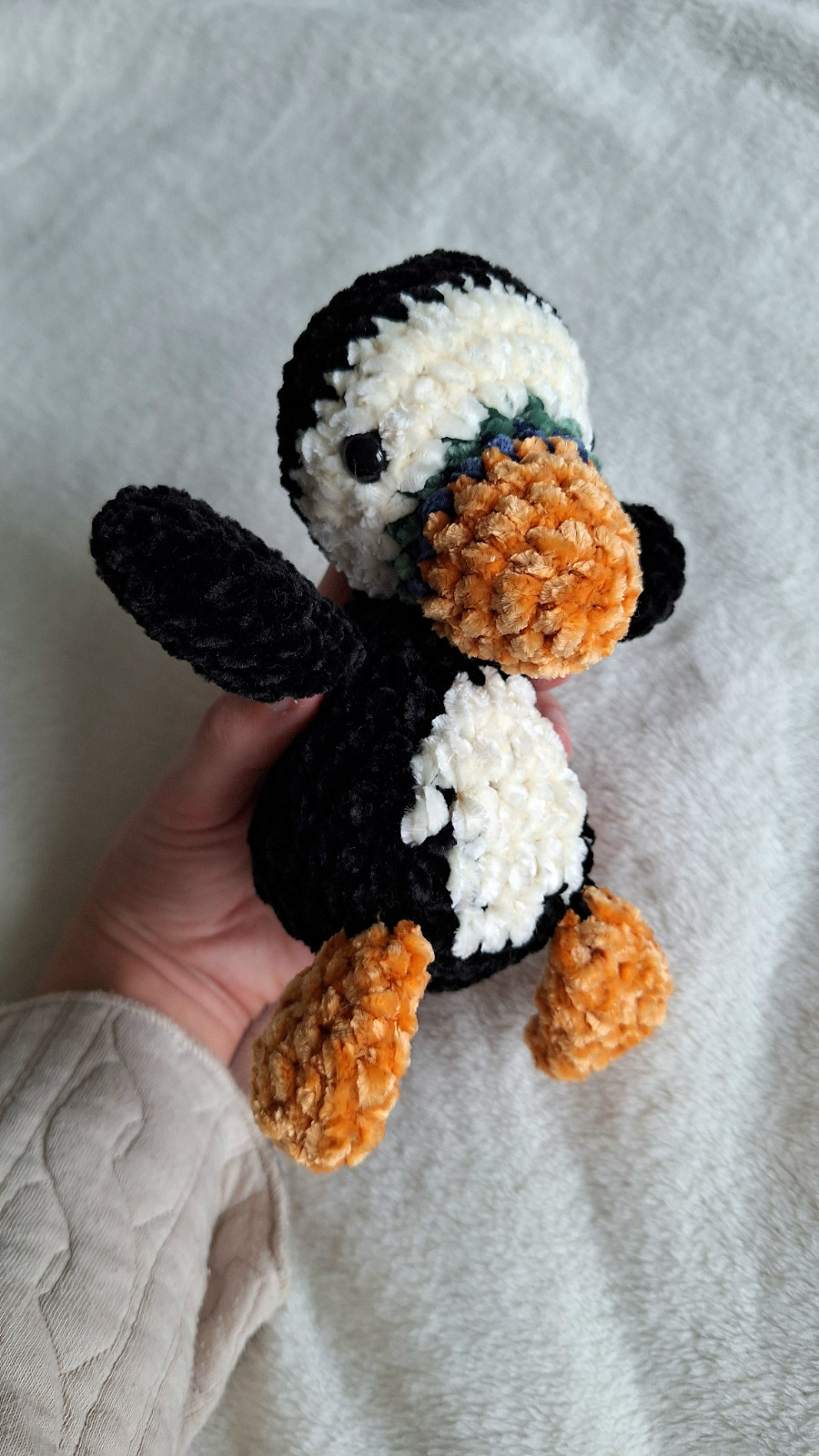 Zachte gehaakte papegaaiduiker knuffel - 138651 Zachte gehaakte papegaaiduiker knuffel