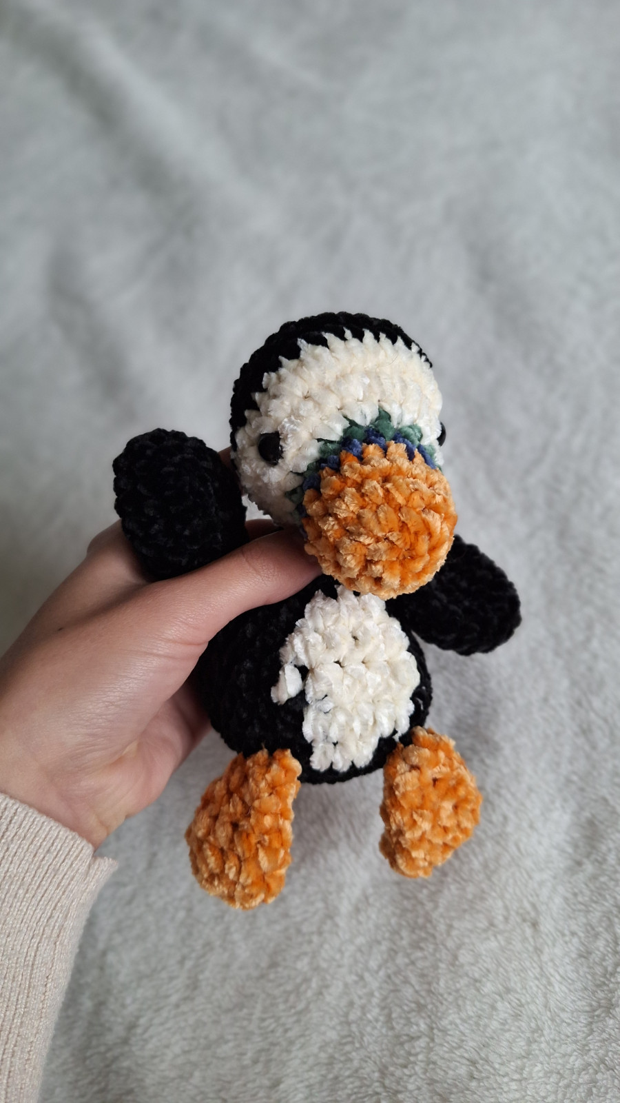 Zachte gehaakte papegaaiduiker knuffel - 138653 Zachte gehaakte papegaaiduiker knuffel