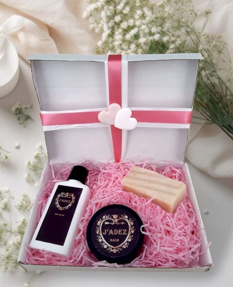 J'adez Giftset t.w.v  41,85 voor €32,95