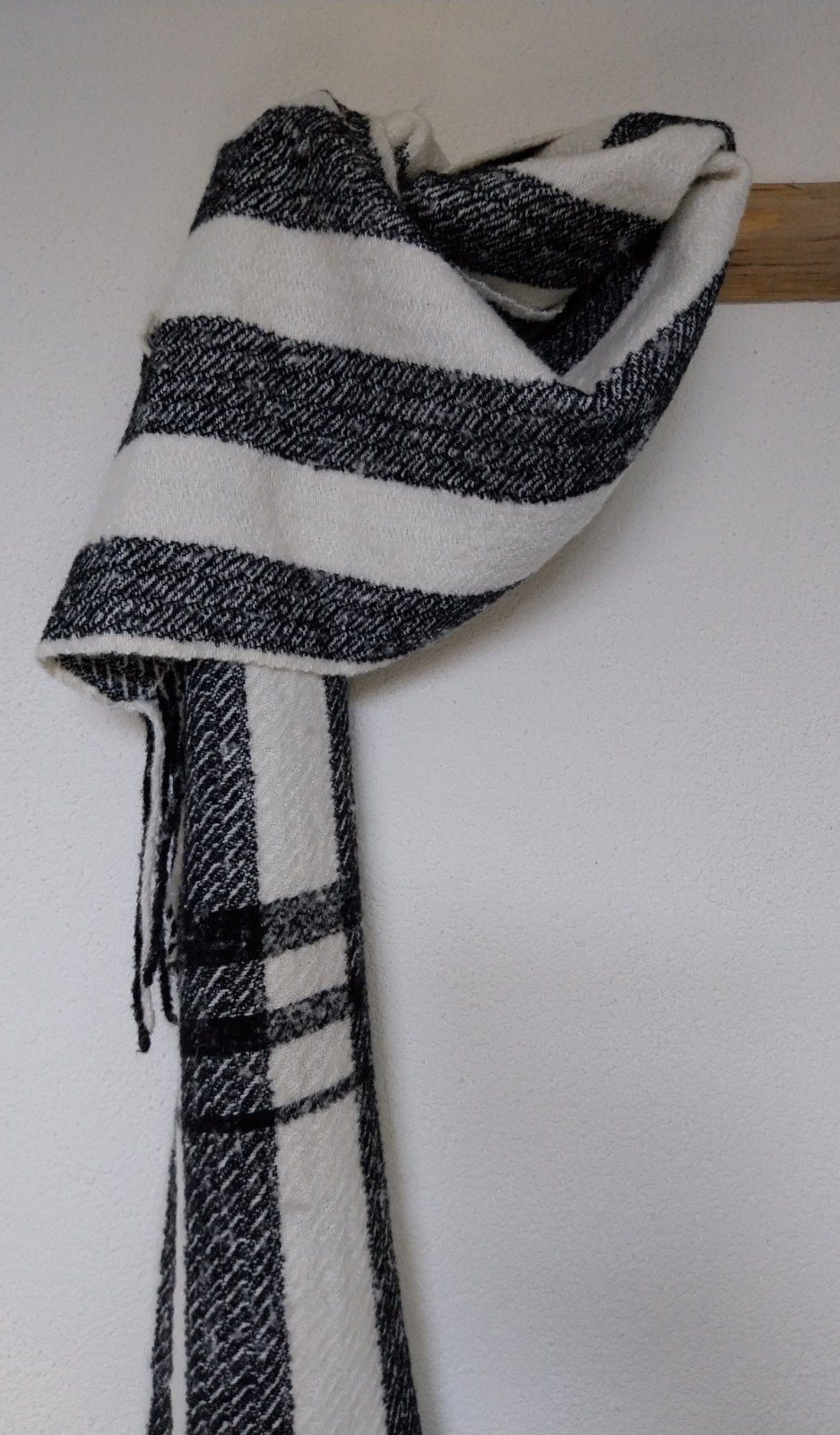 Handgeweven klassieke shawl – Tijdloos & Uniek