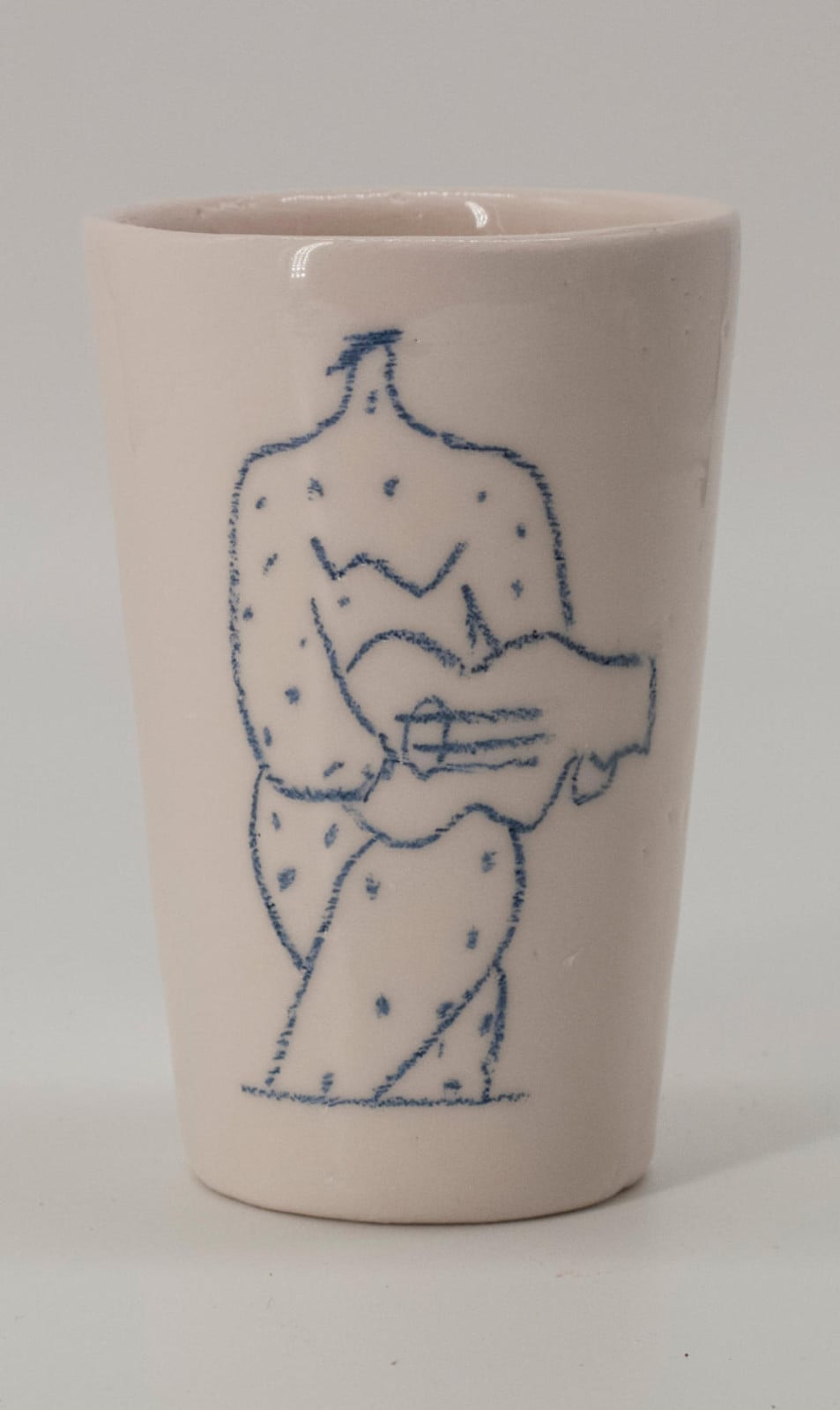 Beker2, keramiek (gietklei) met onderverfglazuurpotlood tekening, Nicolaas Maathuis (NIC-O)