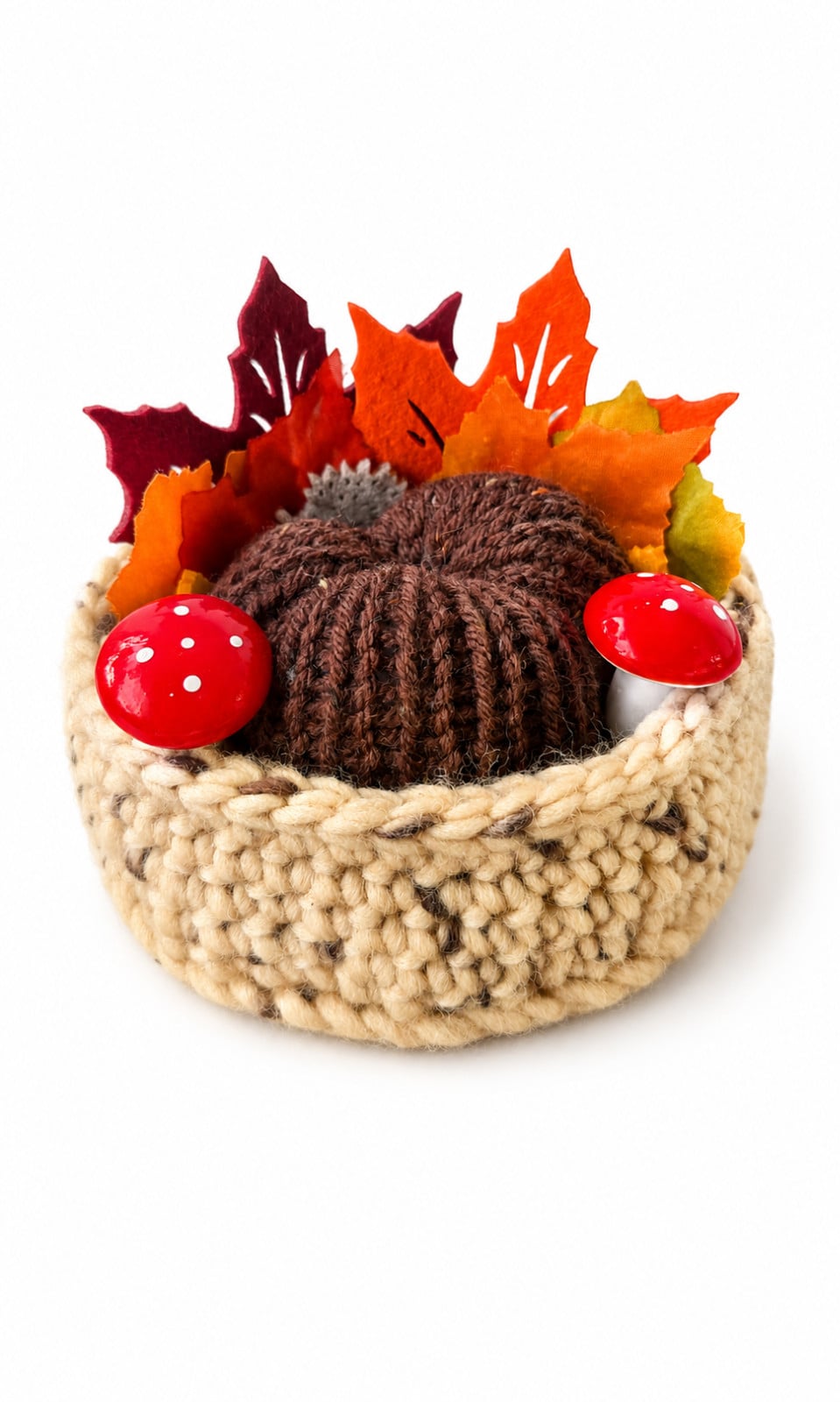 Klein handgemaakt herfstmandje met pompoenen | Herfstdecoratie