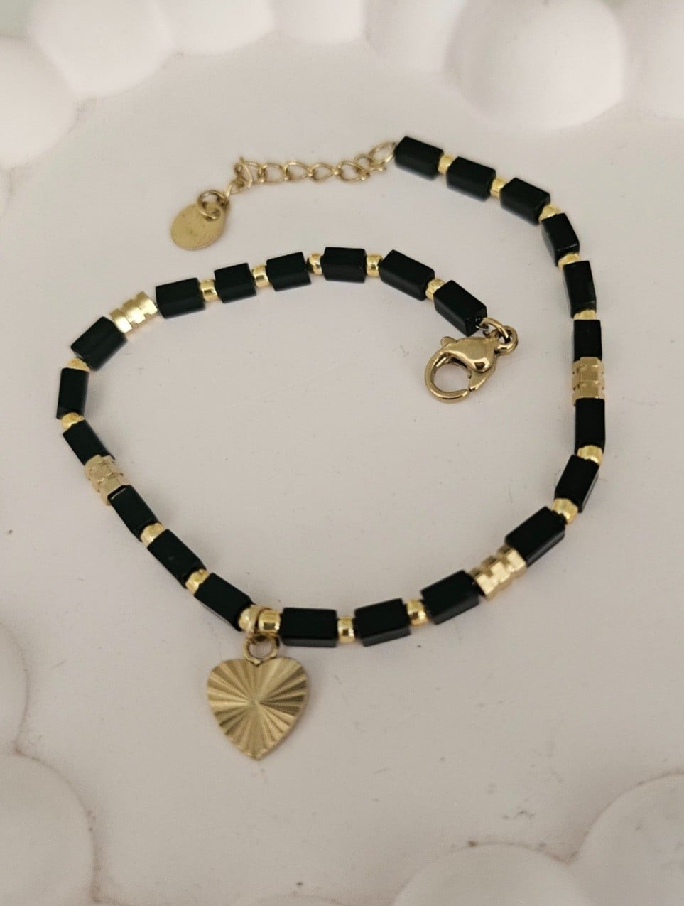 Elegante armband met zwarte Agaat & hartje – RVS 16K verguld - 147275 Elegante armband met zwarte Agaat & hartje – RVS 16K verguld
