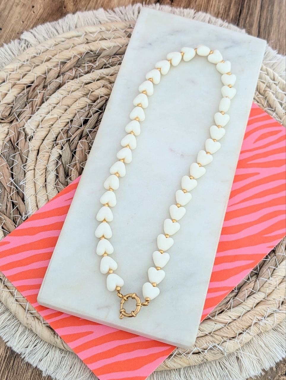 Kralenketting hartjes goud - in 5 verschillende kleuren