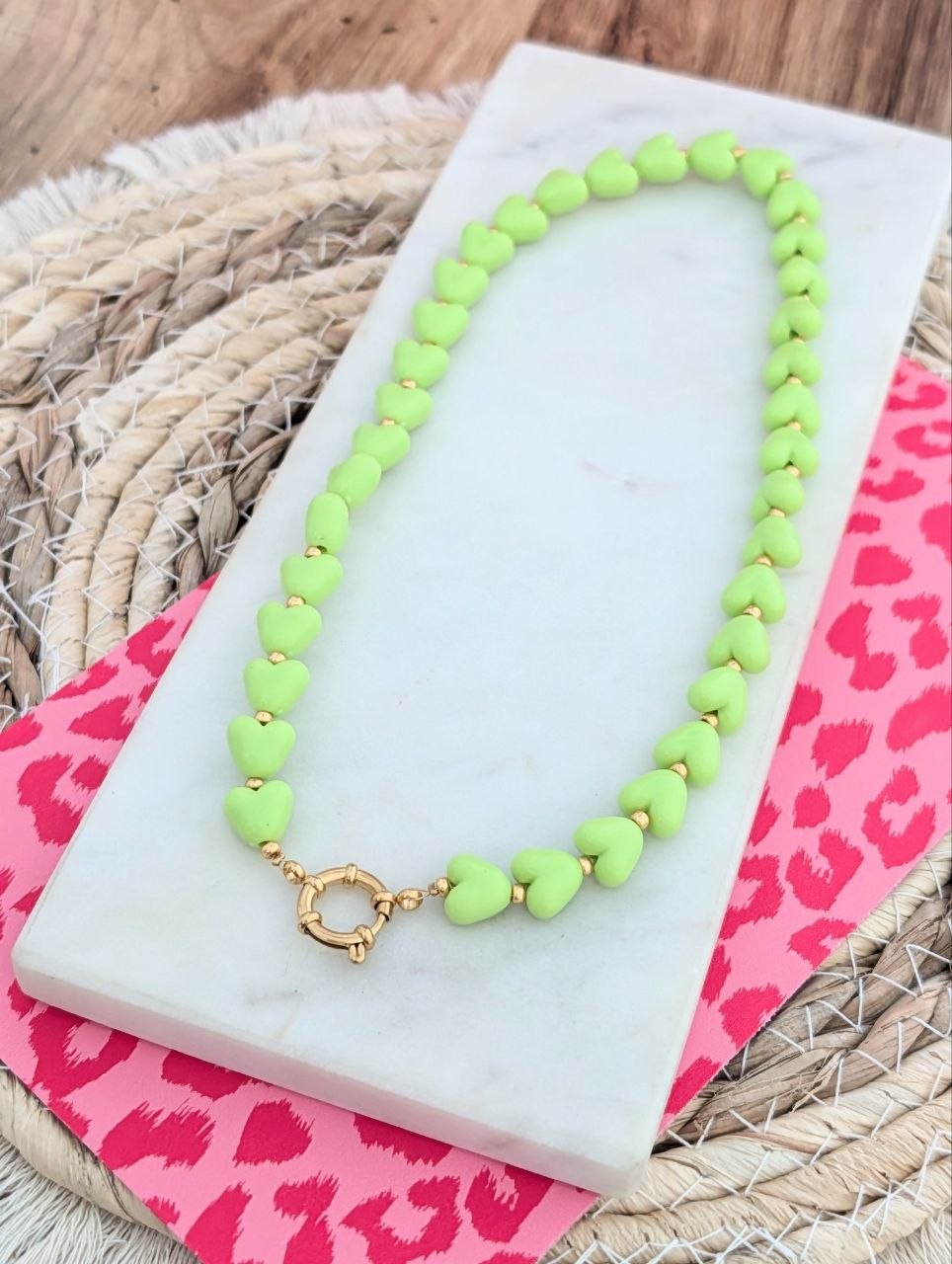 Kralenketting hartjes goud - in 5 verschillende kleuren