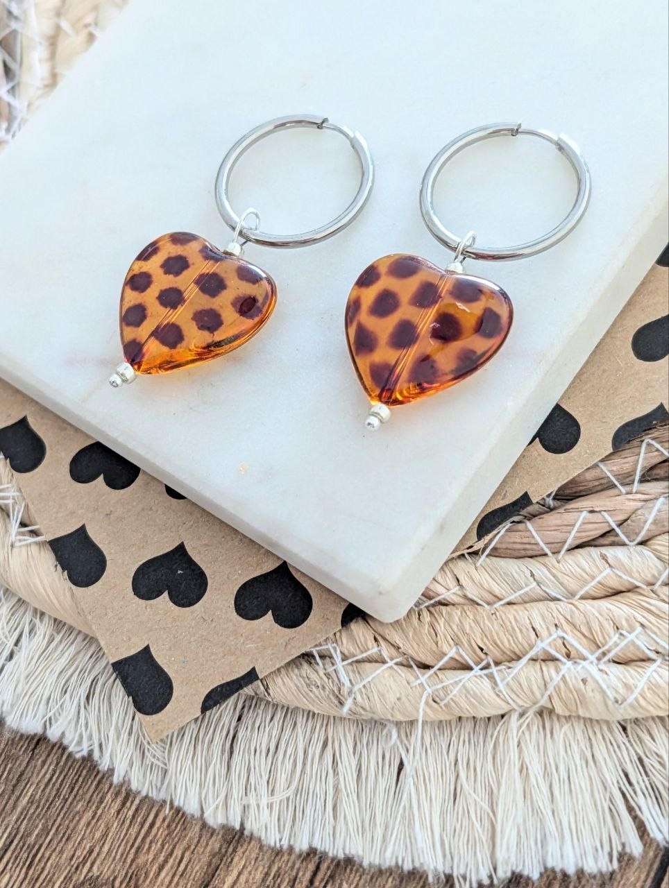 Panter hart oorbellen zilver