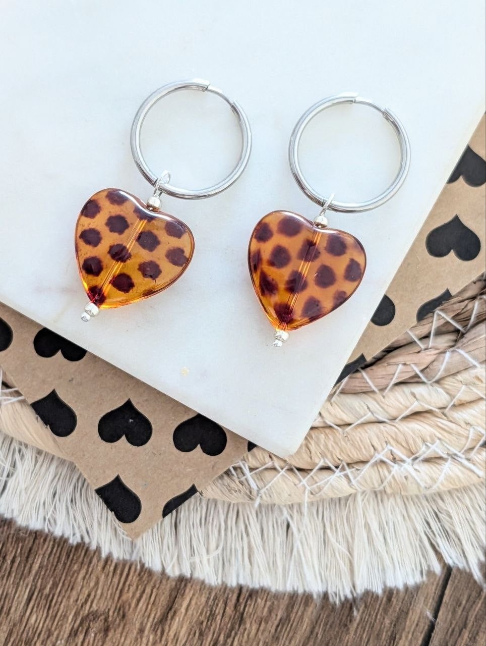 Panter hart oorbellen zilver