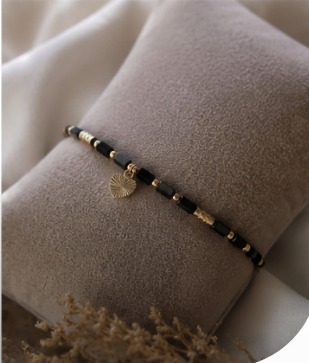 Elegante armband met zwarte Agaat & hartje – RVS 16K verguld - 147273 Elegante armband met zwarte Agaat & hartje – RVS 16K verguld