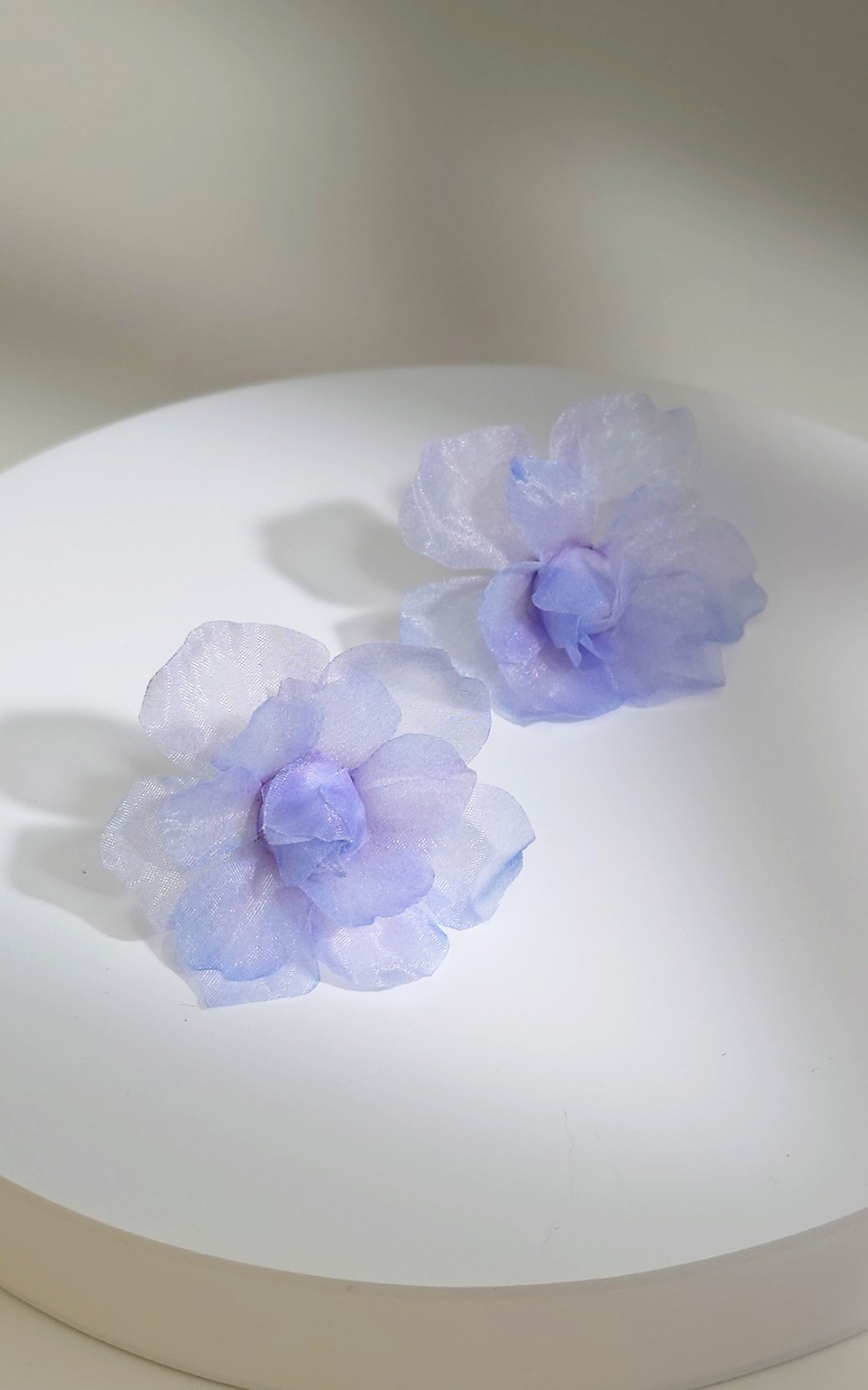 Handgemaakte Lila Bloem Oorbellen – S925 Zilver