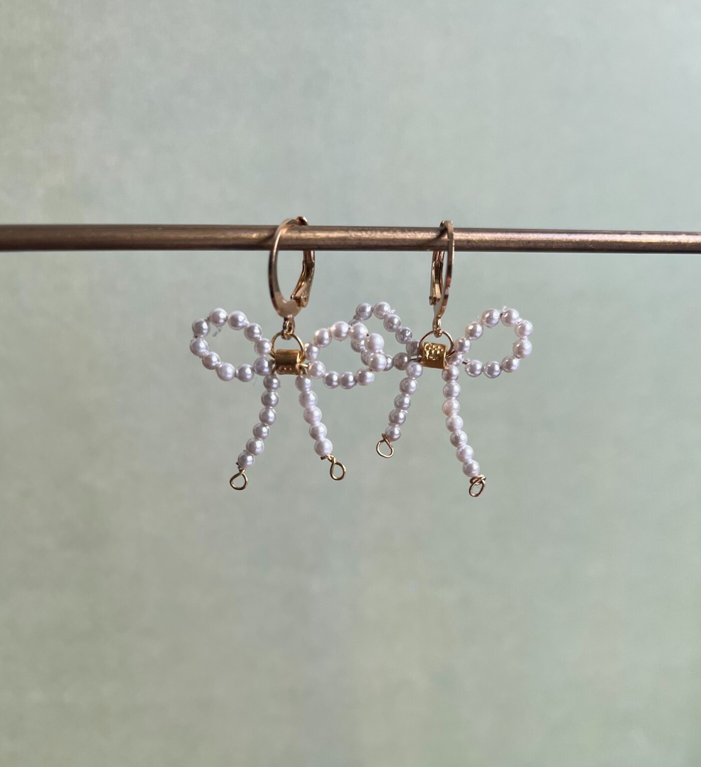 Gouden Initialen oorbellen (1 tot 4 letters graveren) | Lovely Thingz